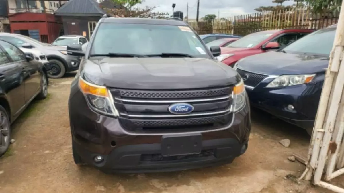 Ford Explorer - 2013