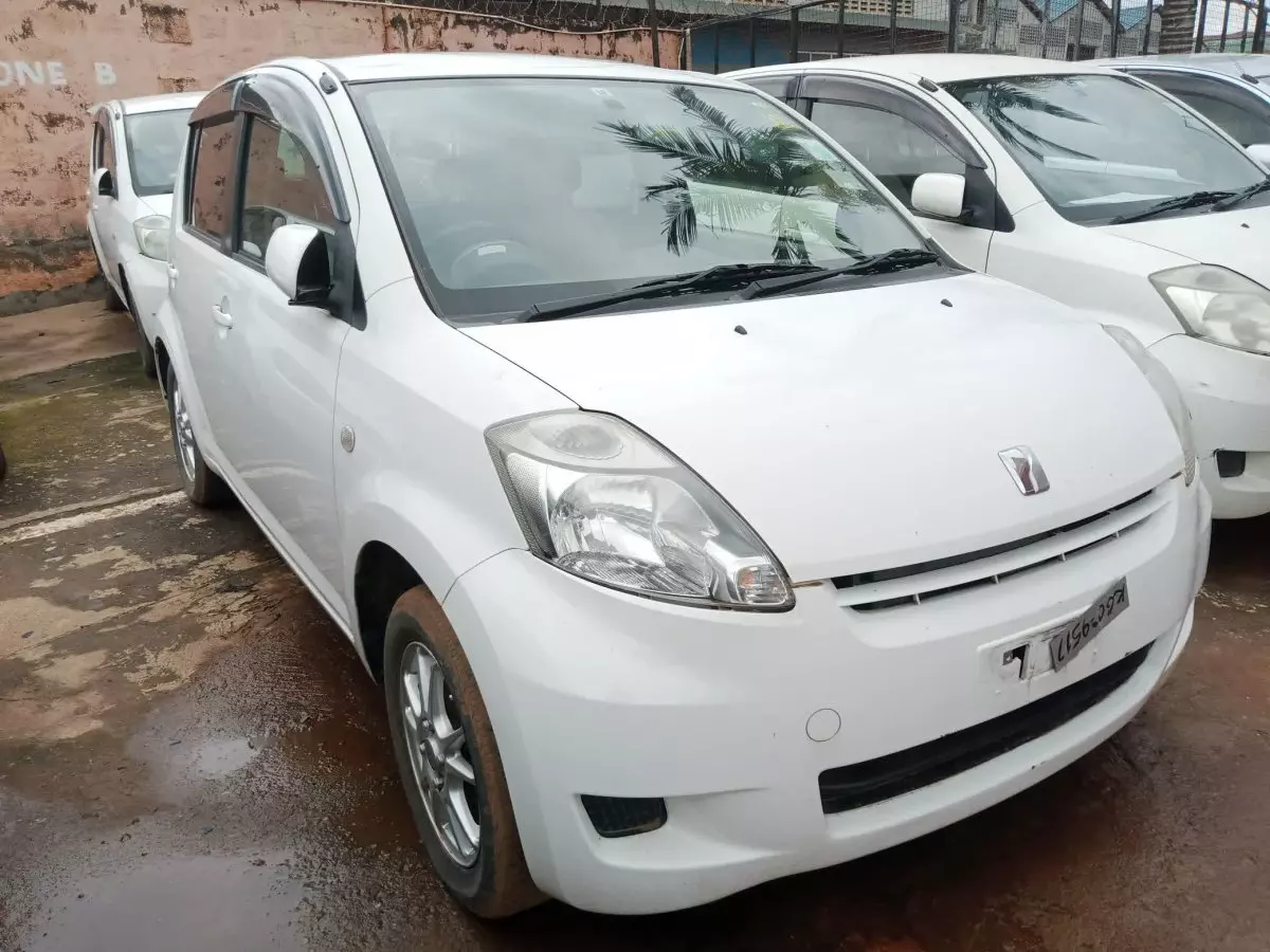 car Right Front
