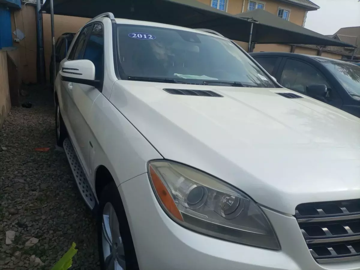 Mercedes-Benz ML 350 - 2012