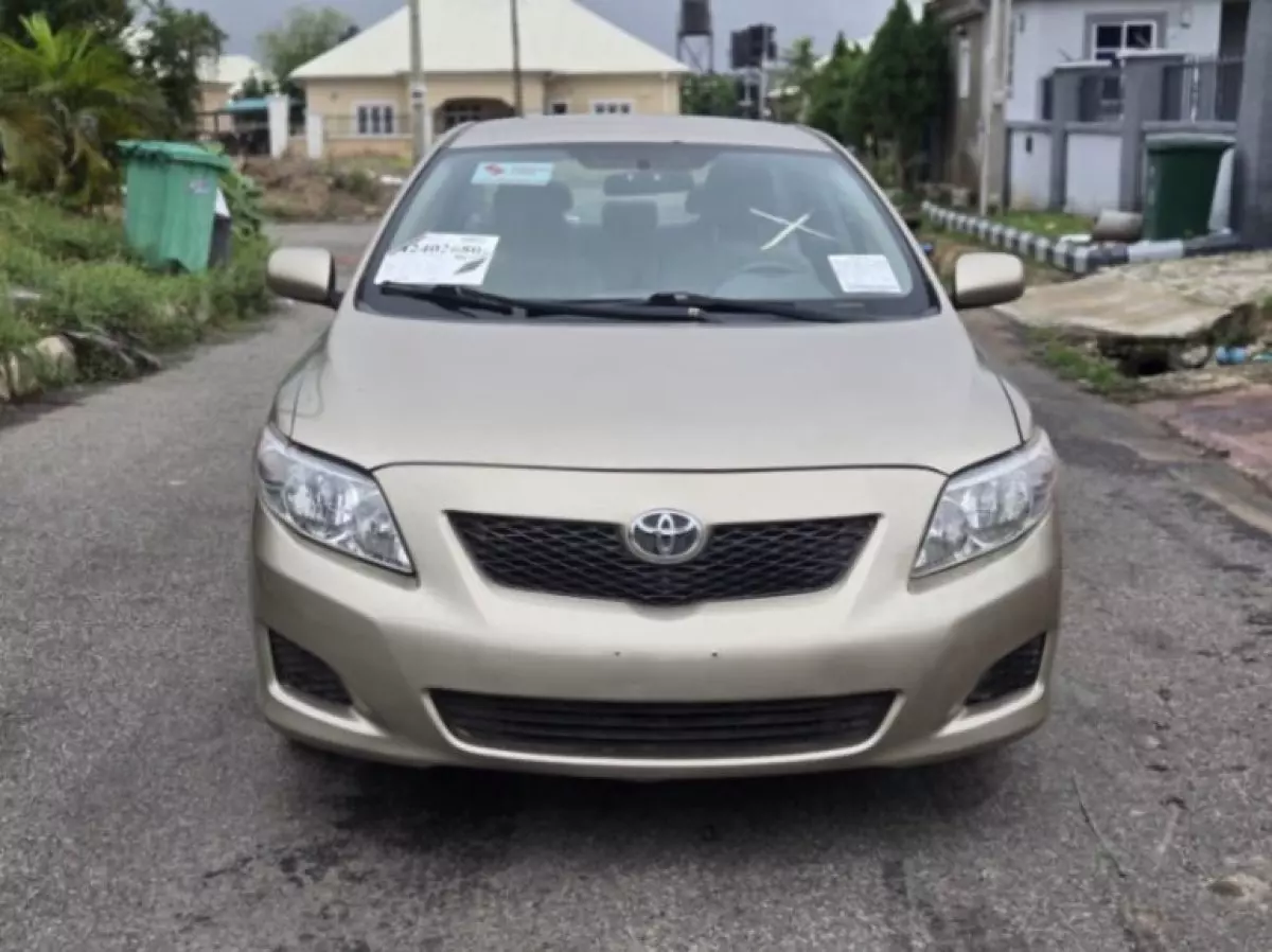 Toyota Corolla - 2011