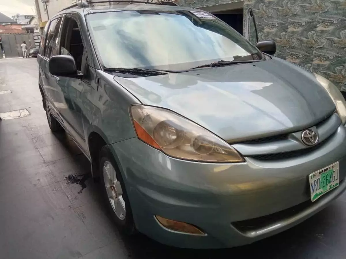 Car Left Front