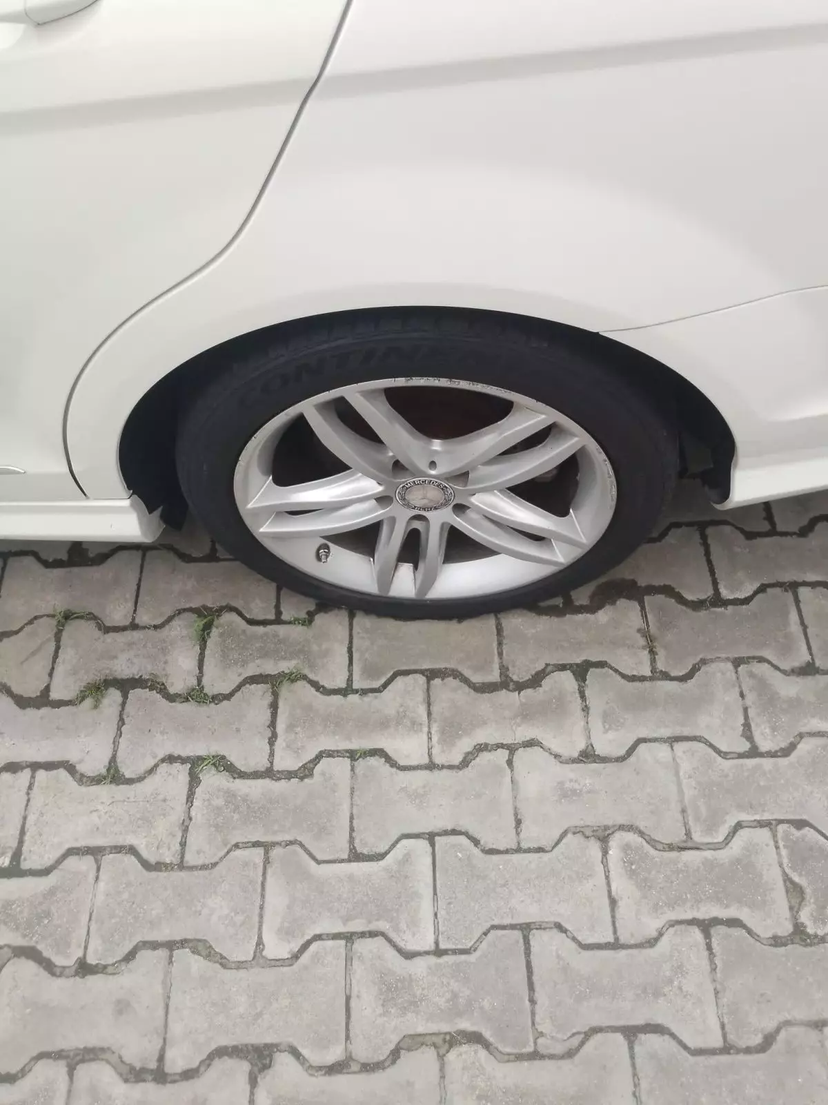 tyre3