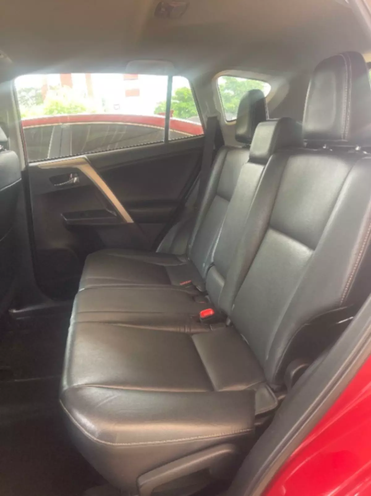 interiorBack