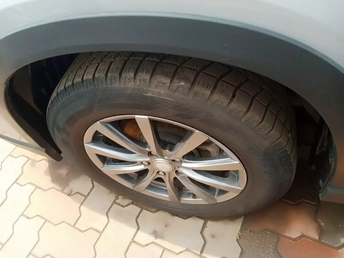 tyre1