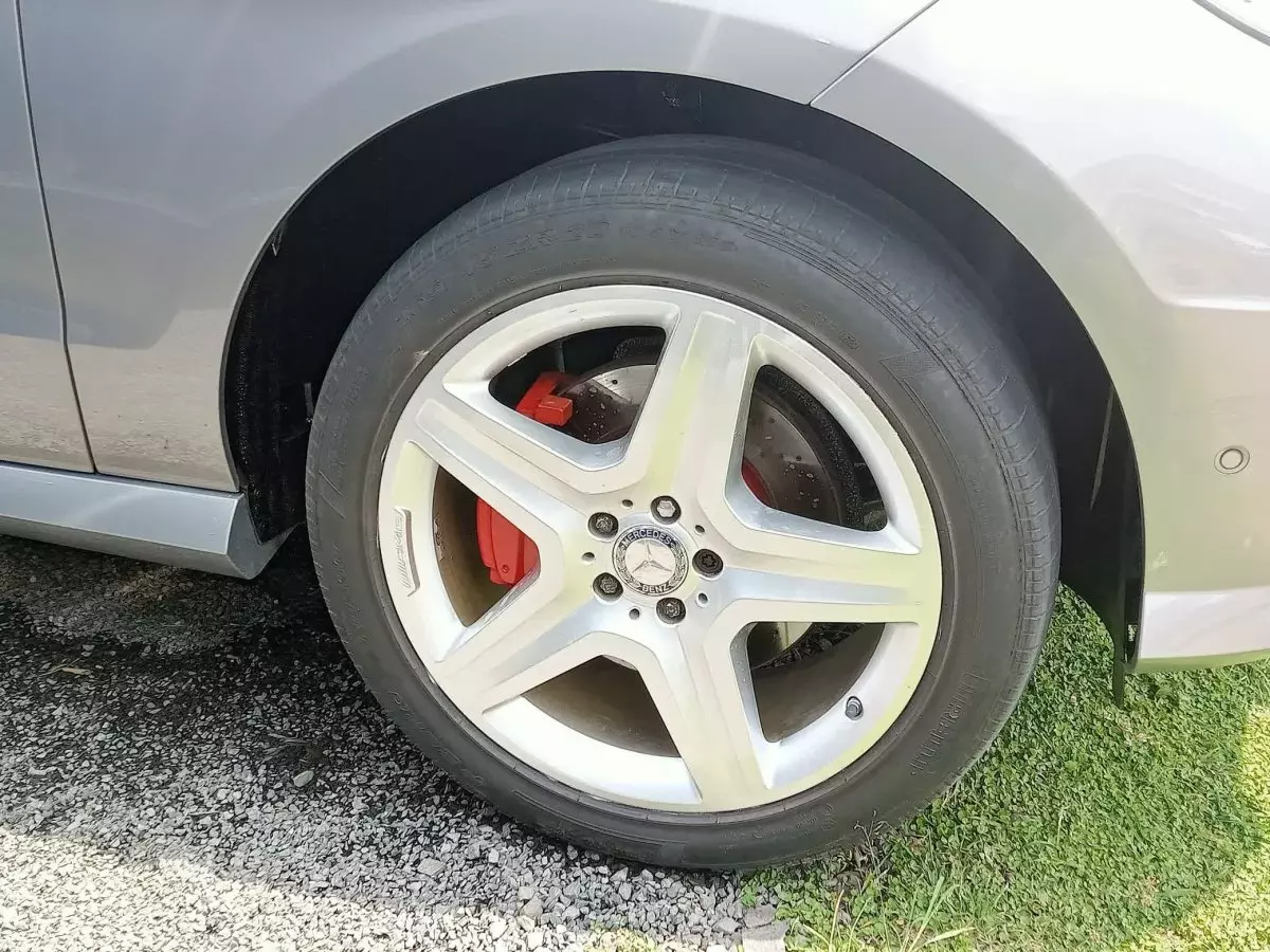 tyre1