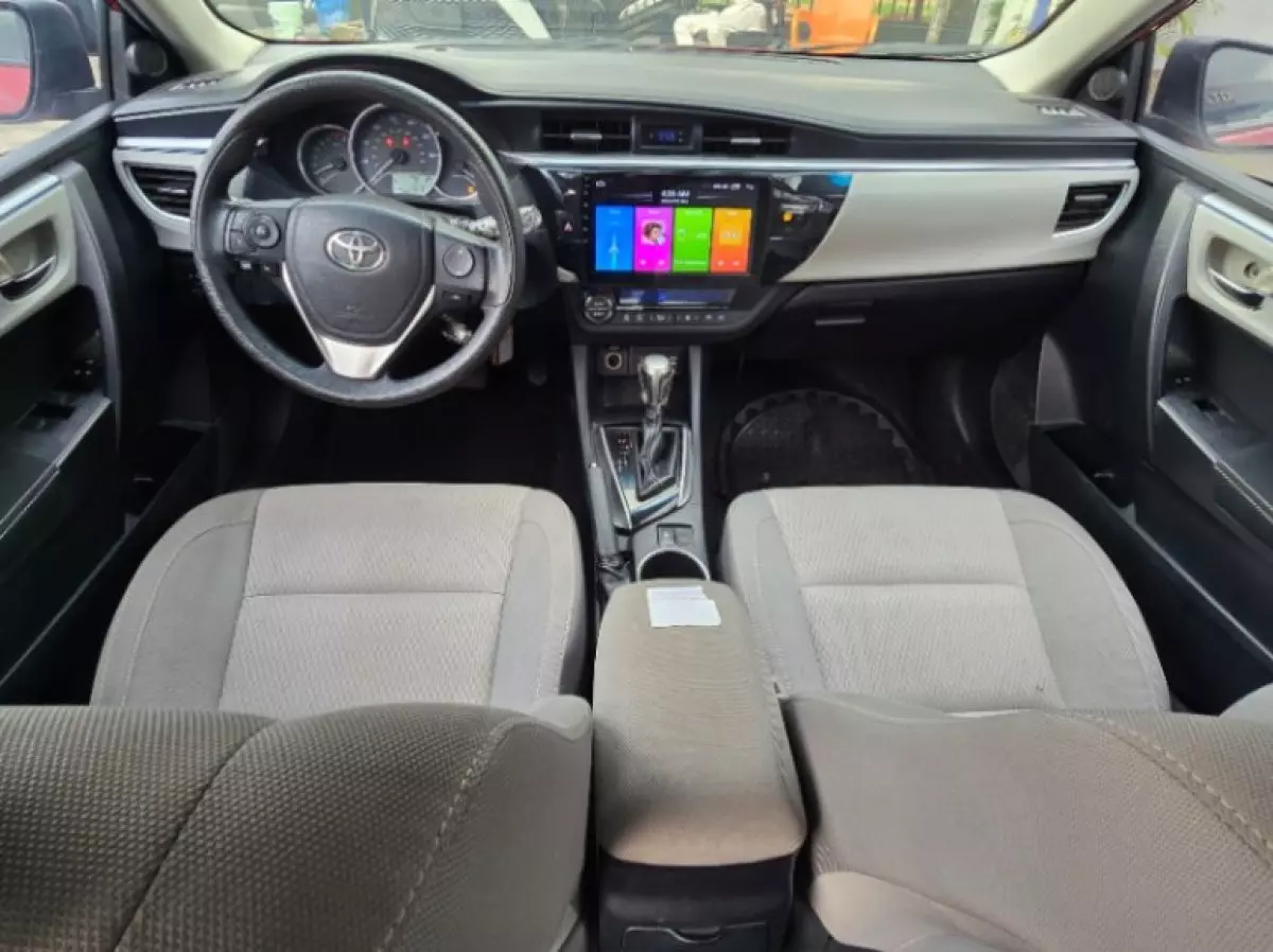 interiorFront