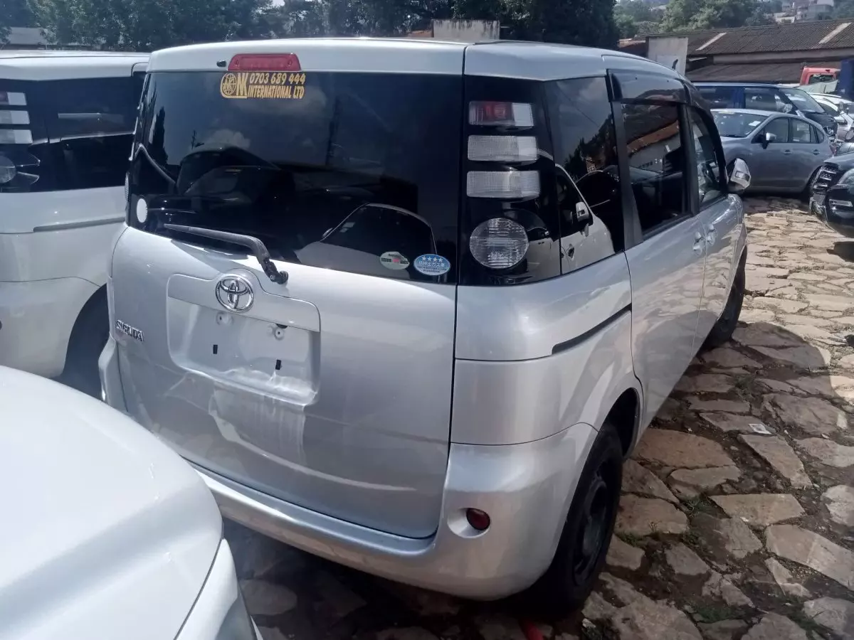 car Left Back