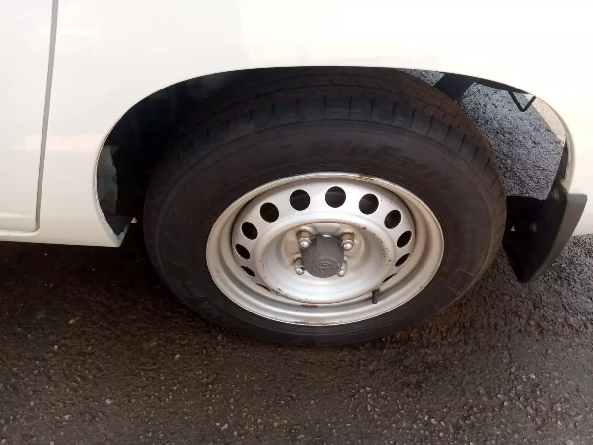 tyre3
