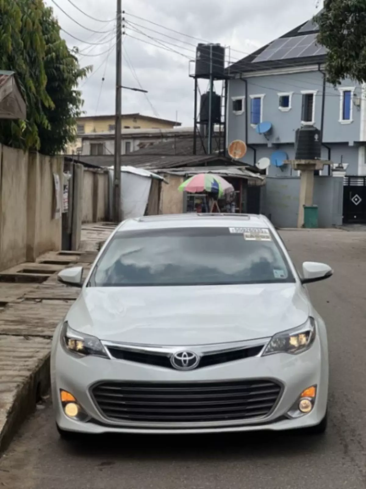 Toyota Avalon - 2015