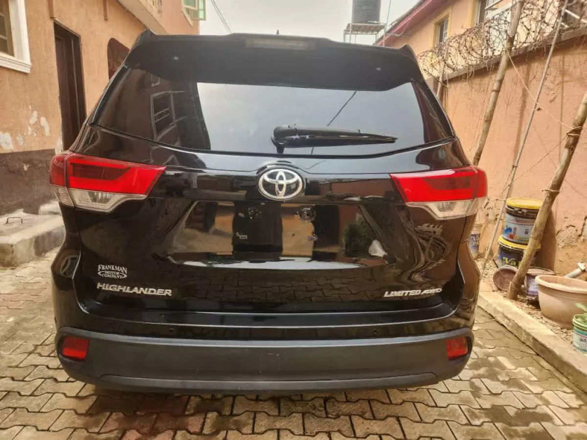 car Back