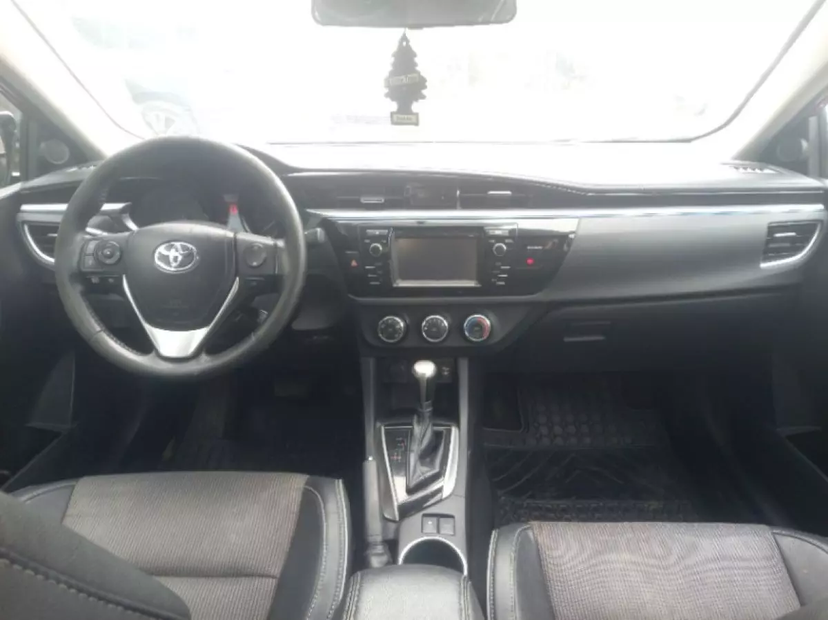 interiorFront