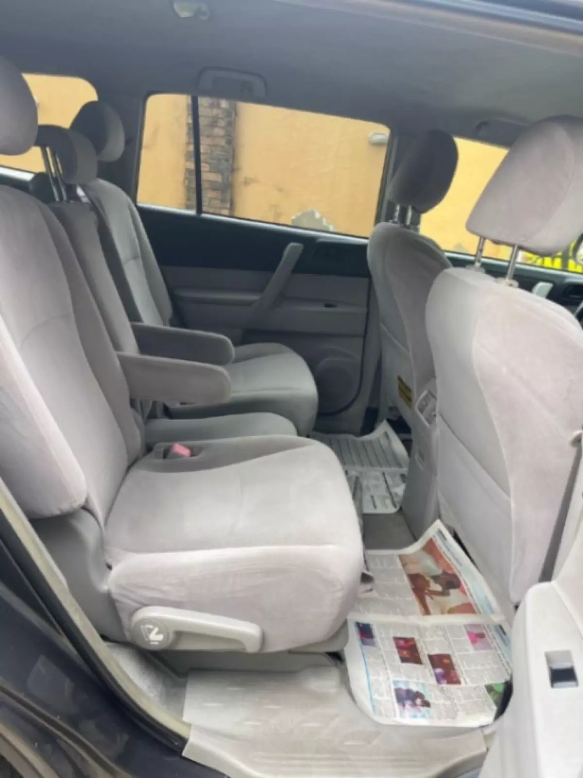 interiorBack