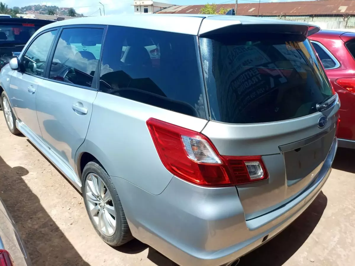 car Left Back