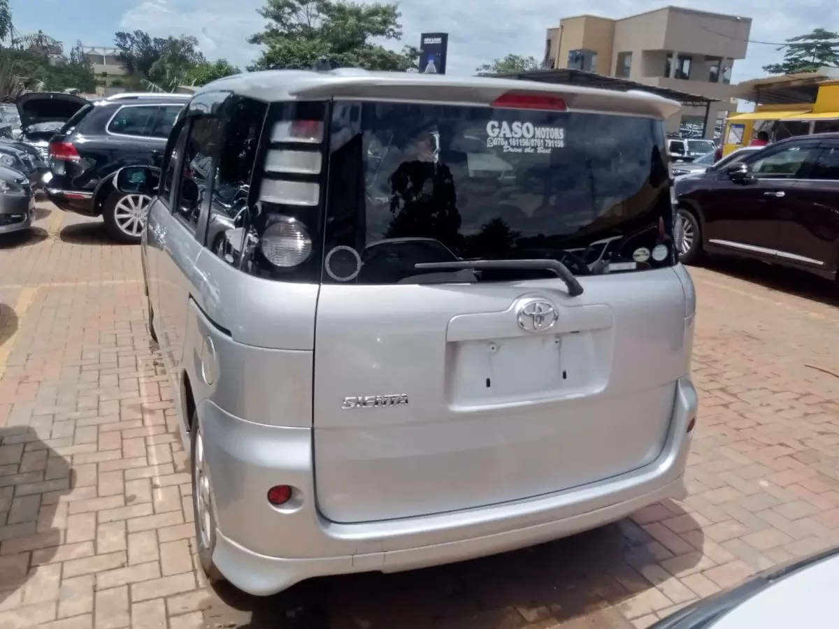car Left Back