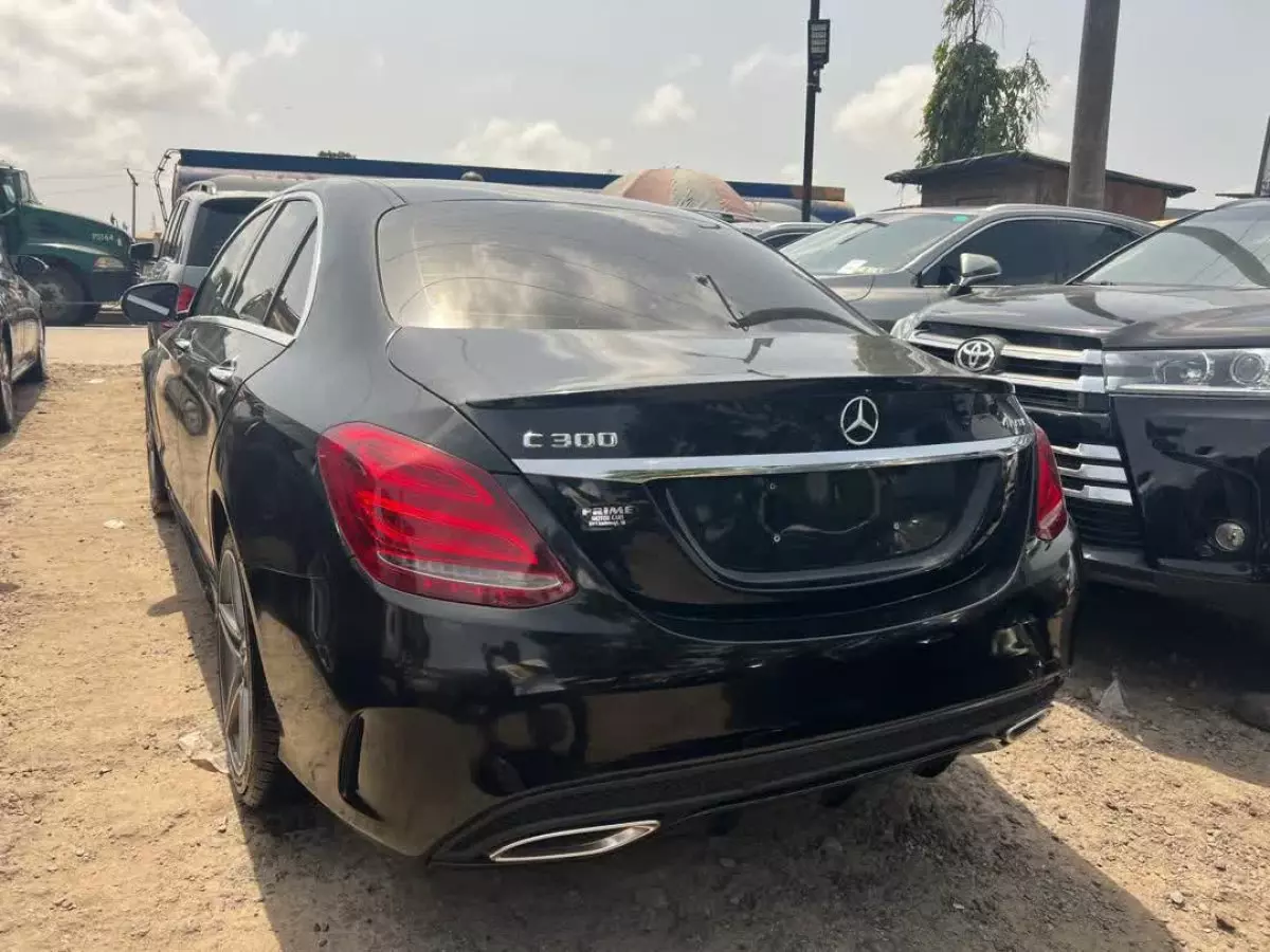 car Back