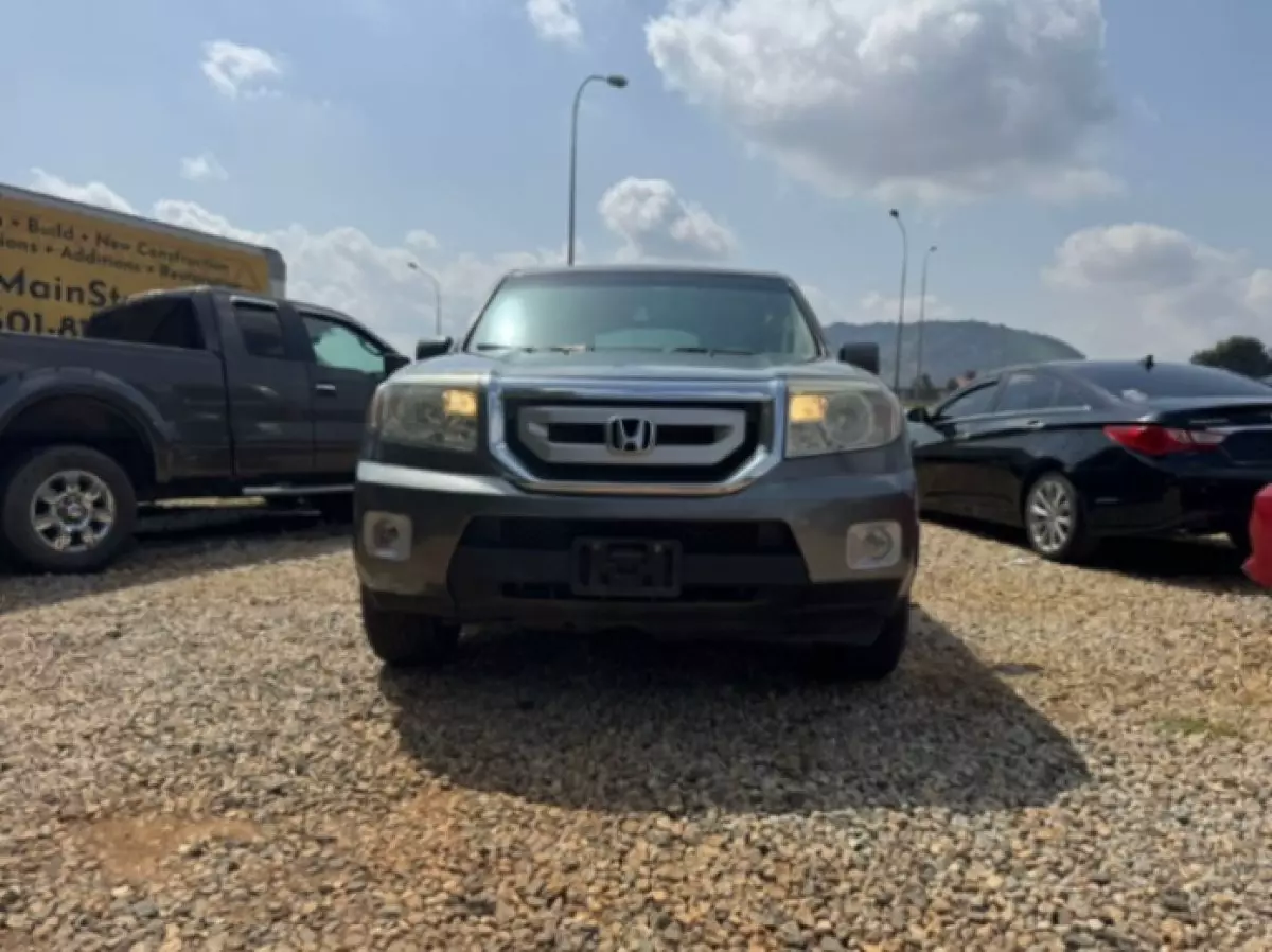 Honda Pilot - 2012