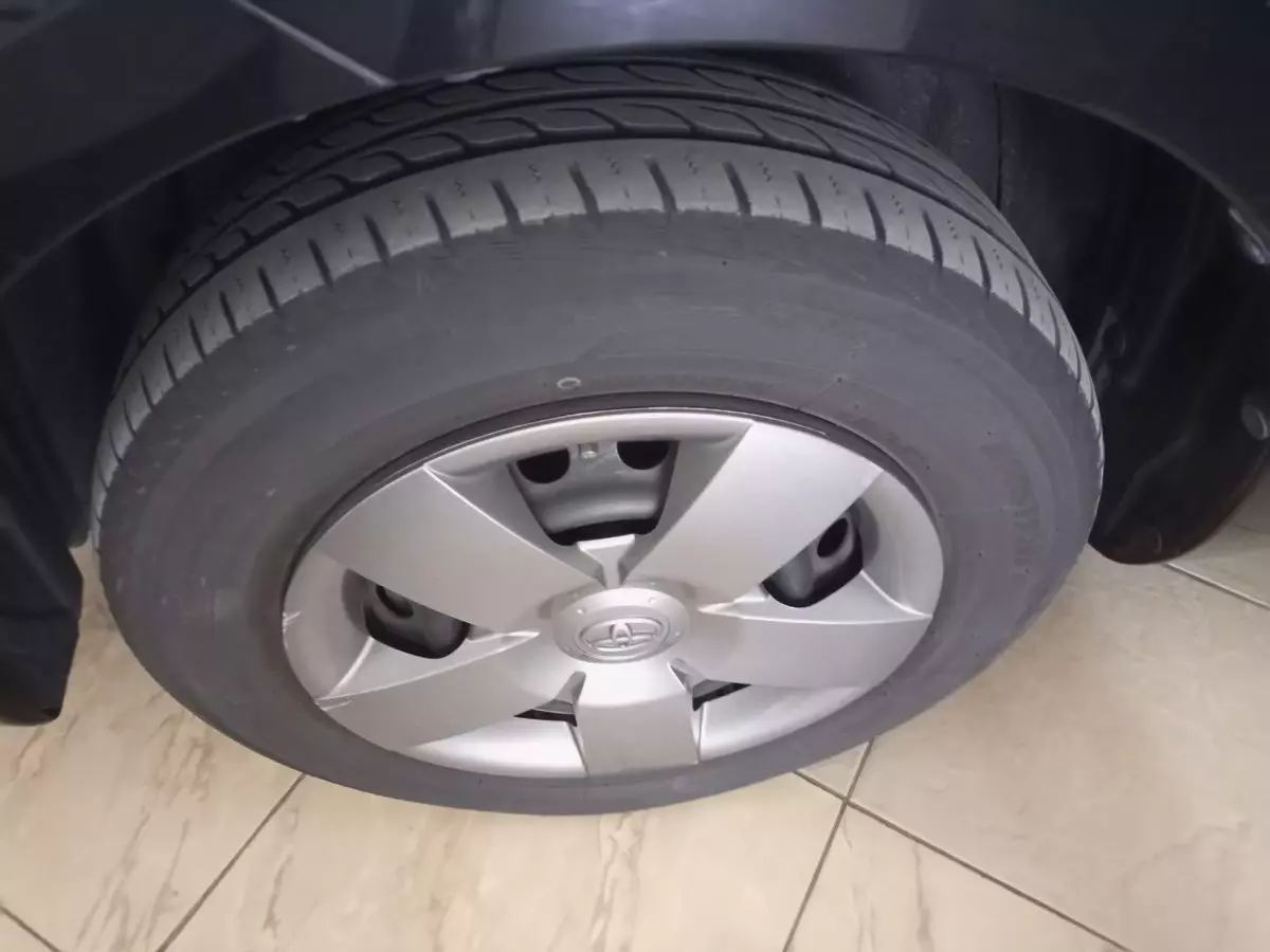 tyre0
