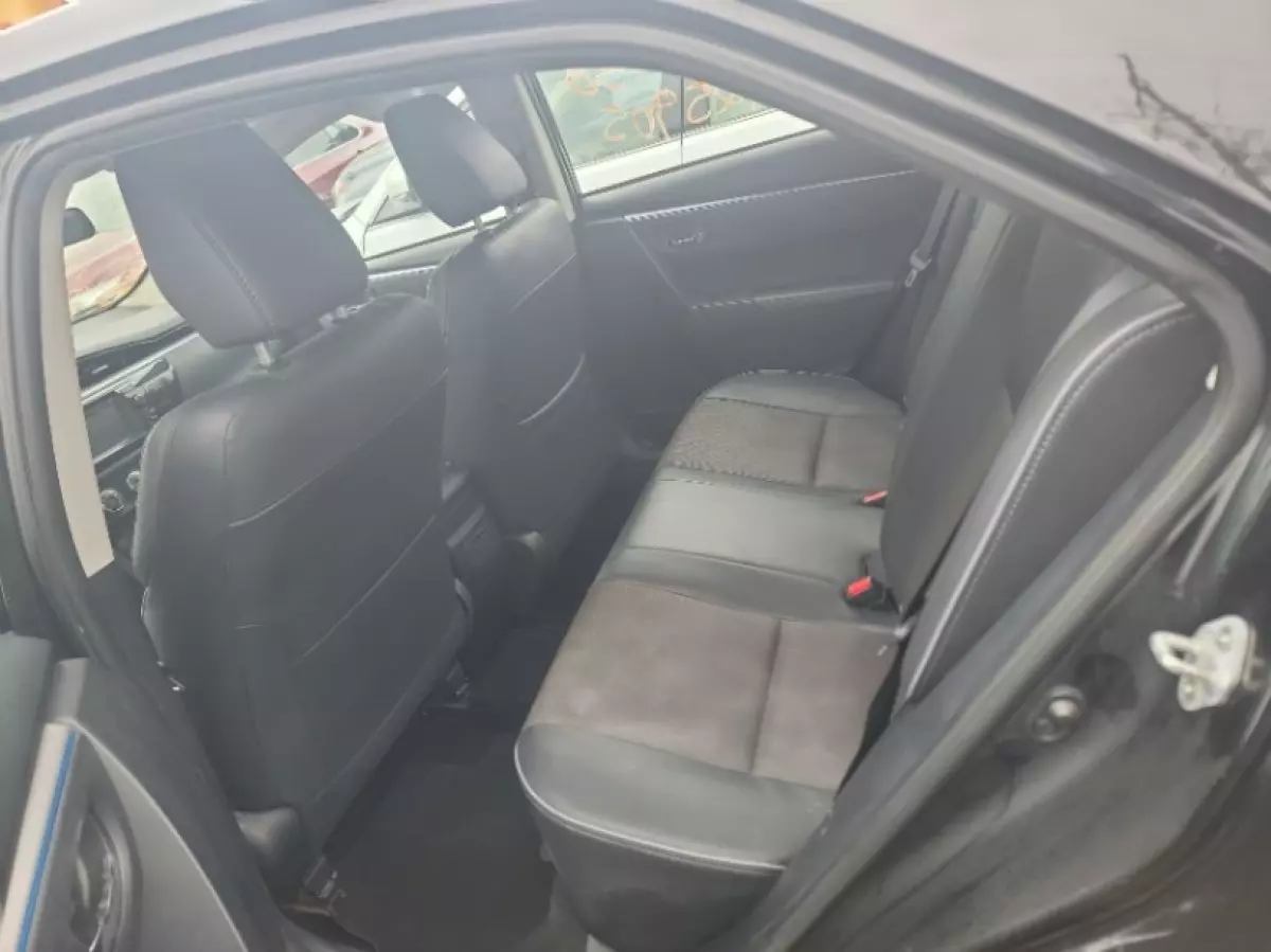 interiorBack