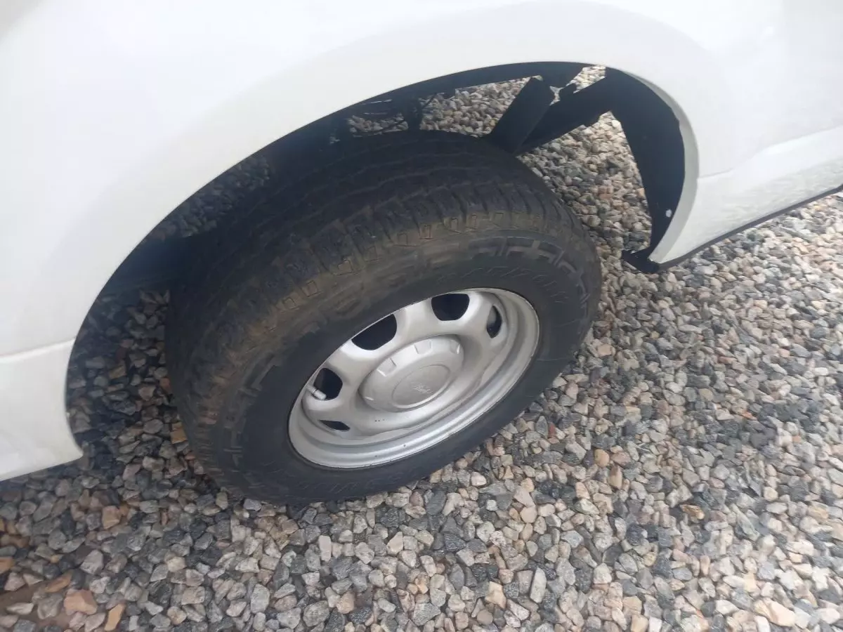 tyre1