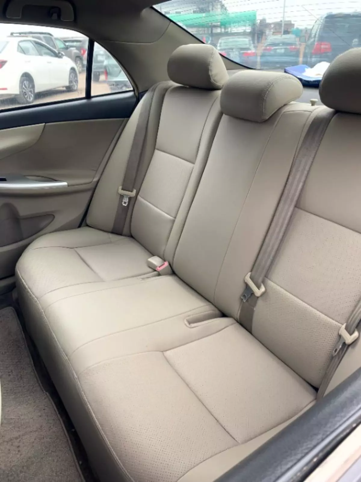 interiorBack
