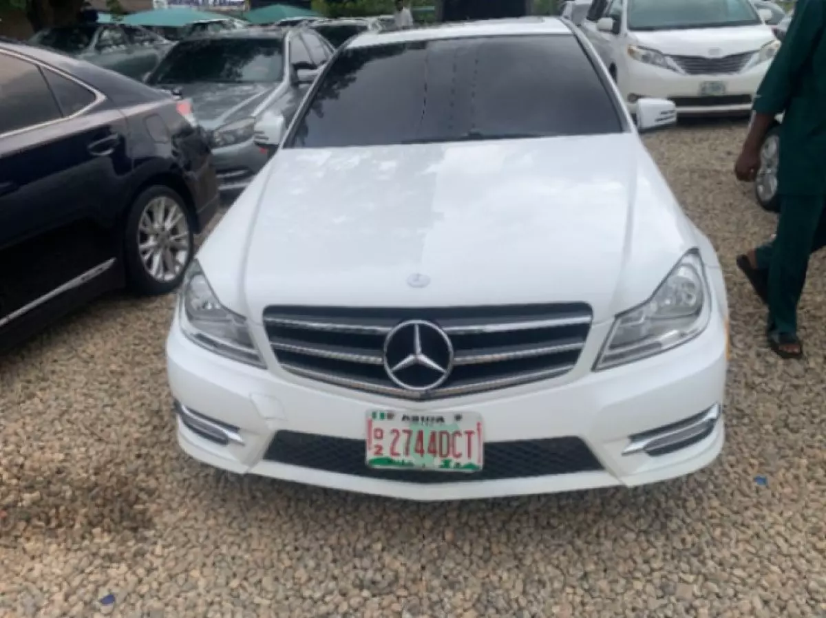 Mercedes-Benz C 300 - 2014