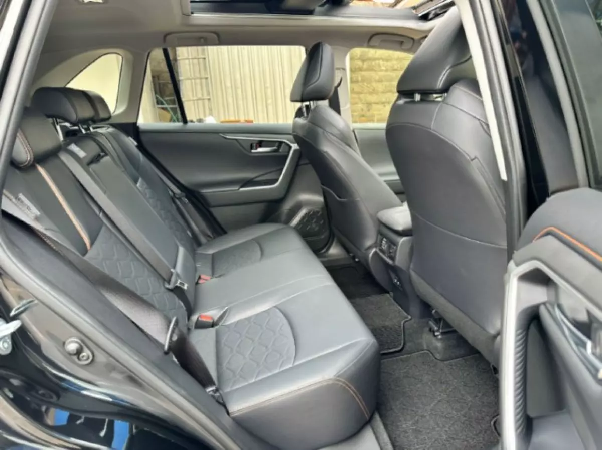 interiorBack