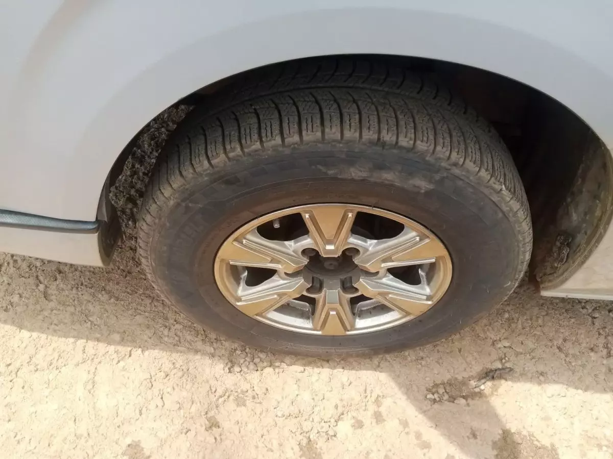 tyre0