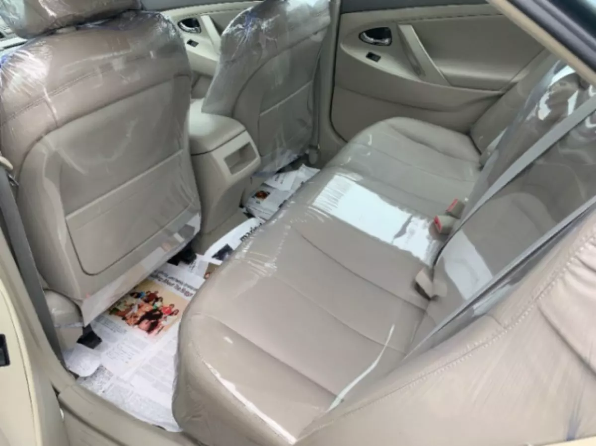 interiorBack