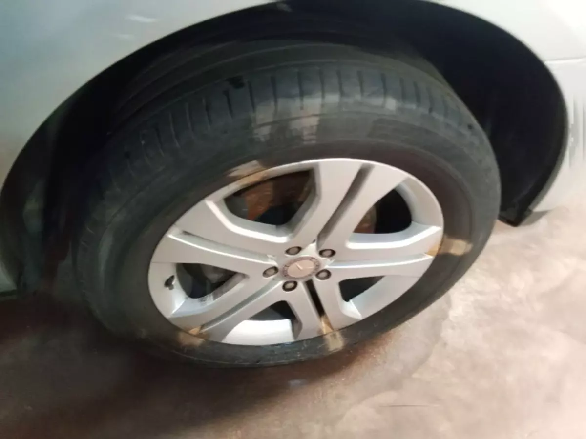 tyre3