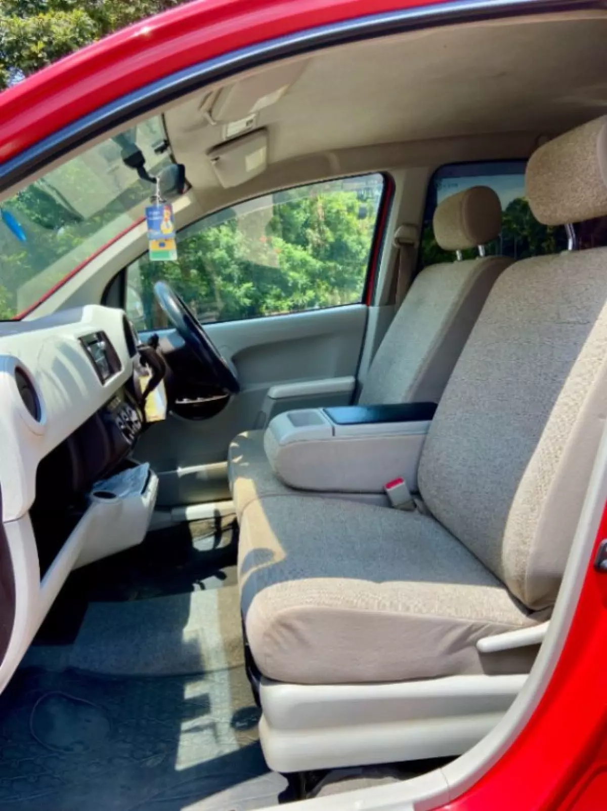 interiorBack