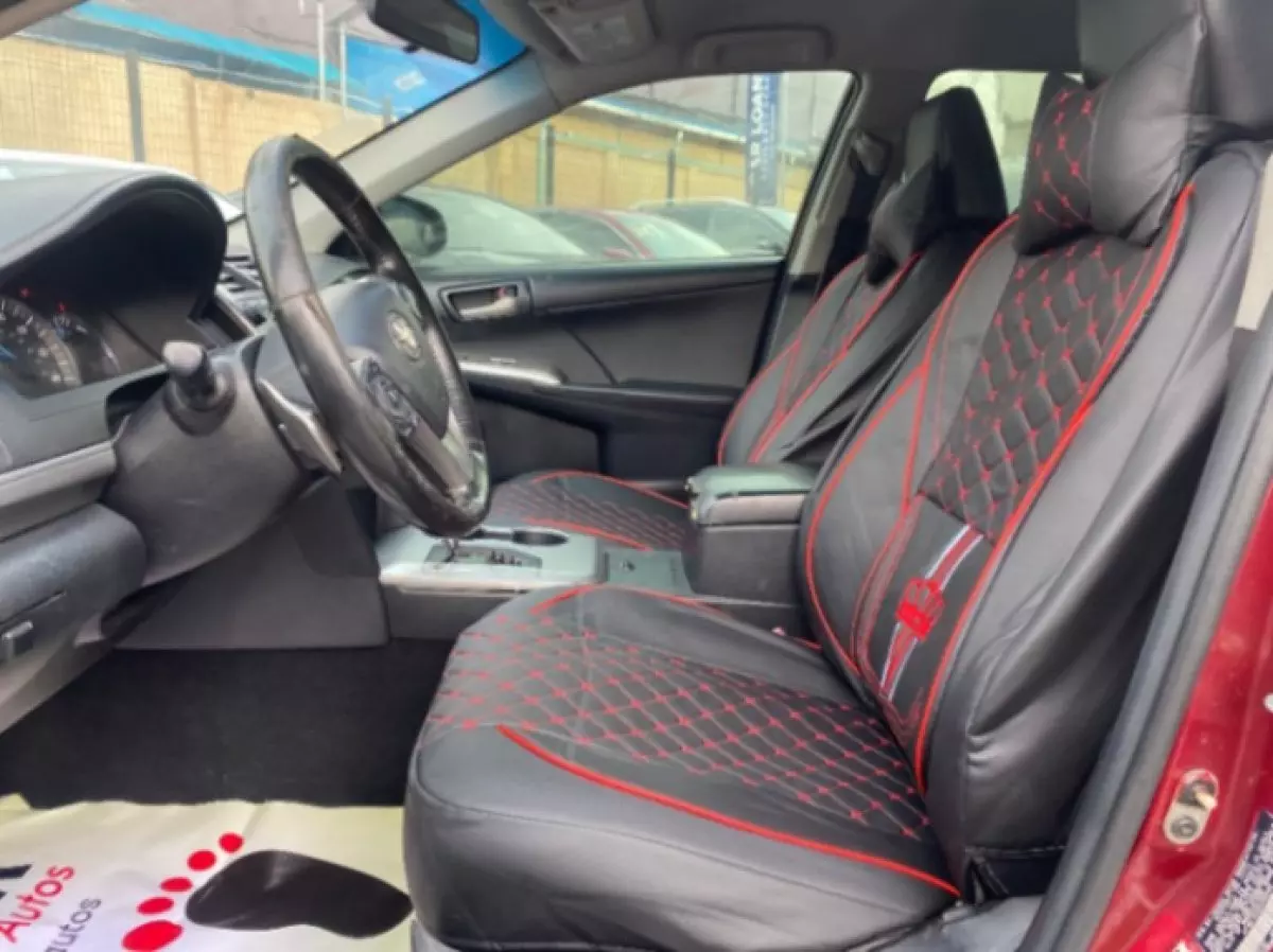 interiorFront