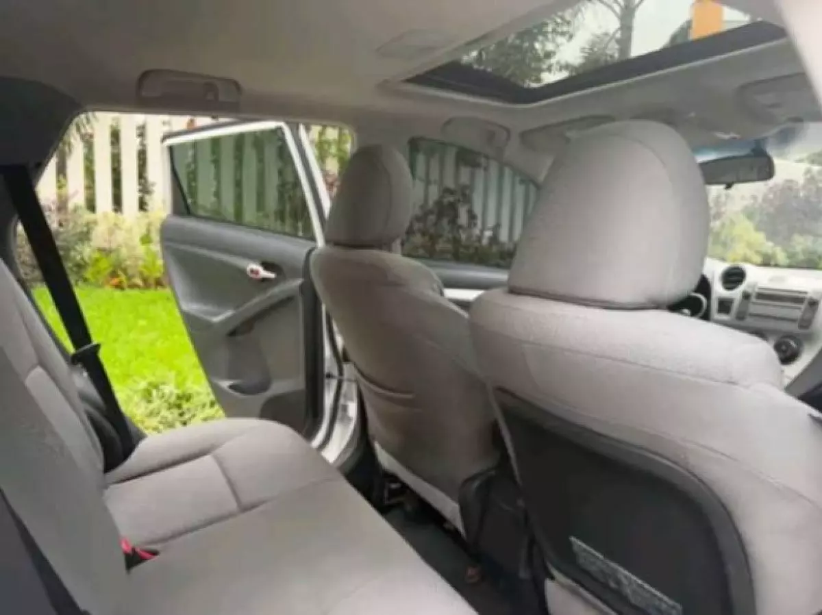 interiorBack