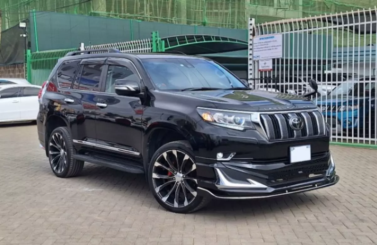 Toyota Land Cruiser - 2019