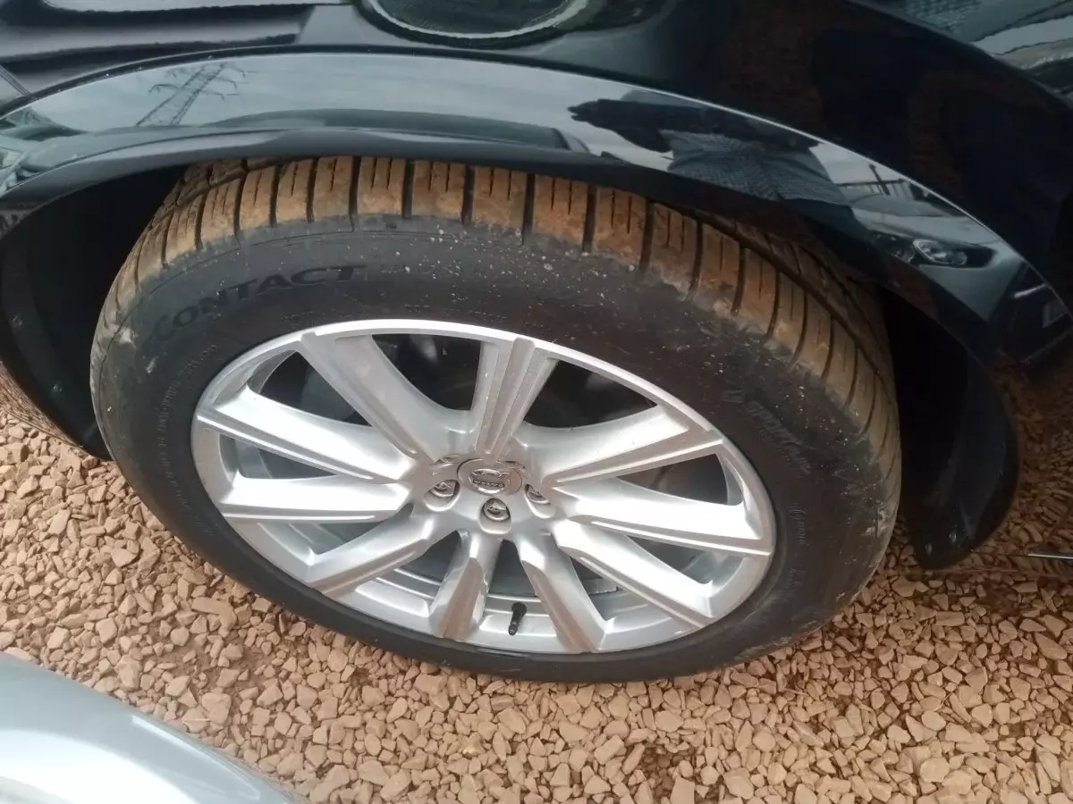tyre1