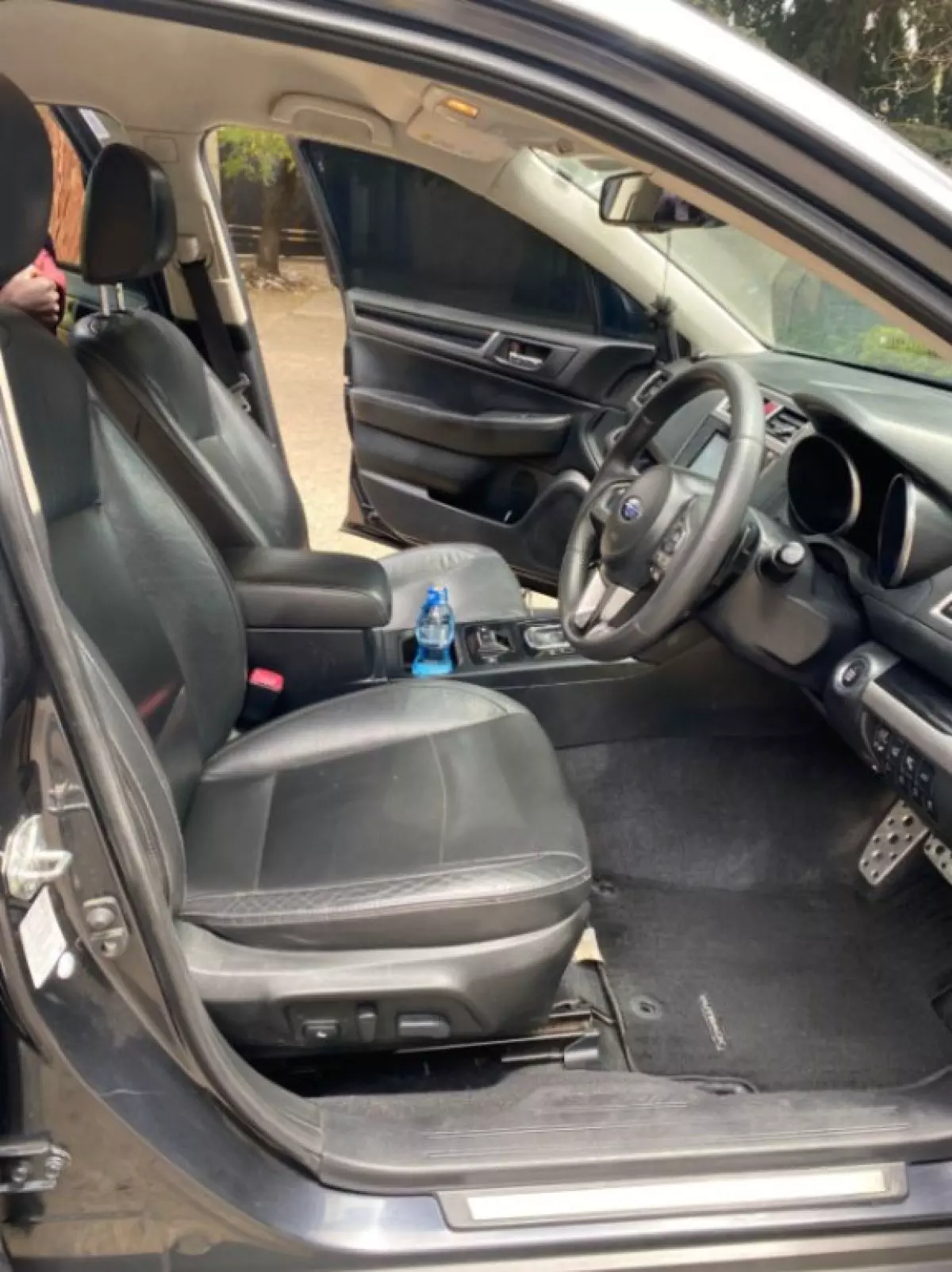 interiorBack
