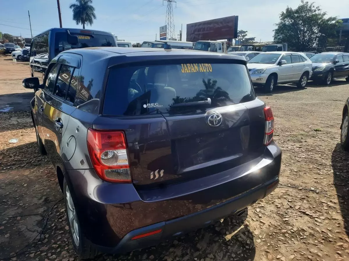 car Left Back