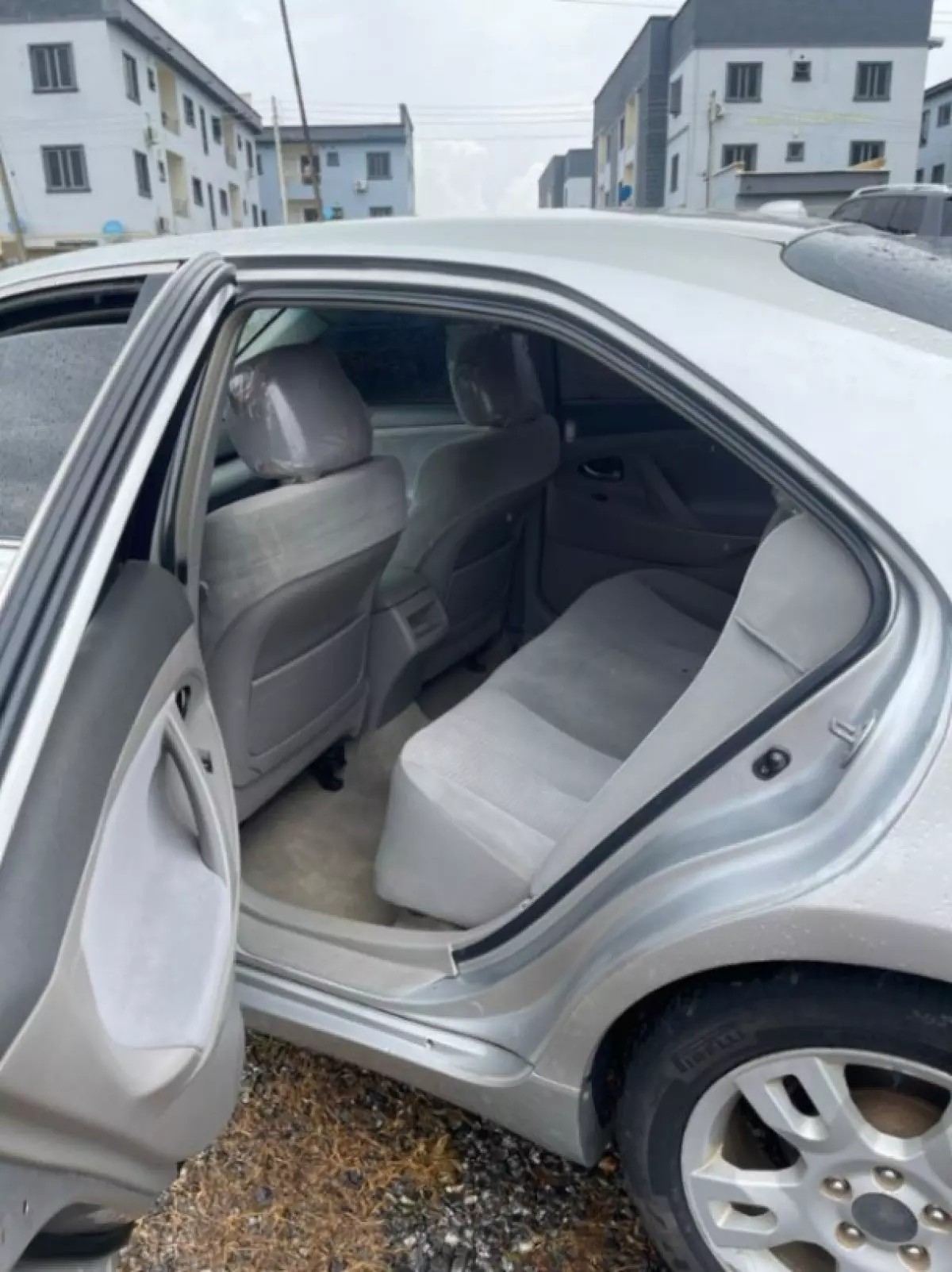 interiorBack
