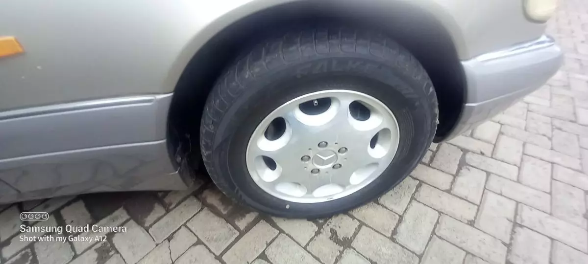 tyre1