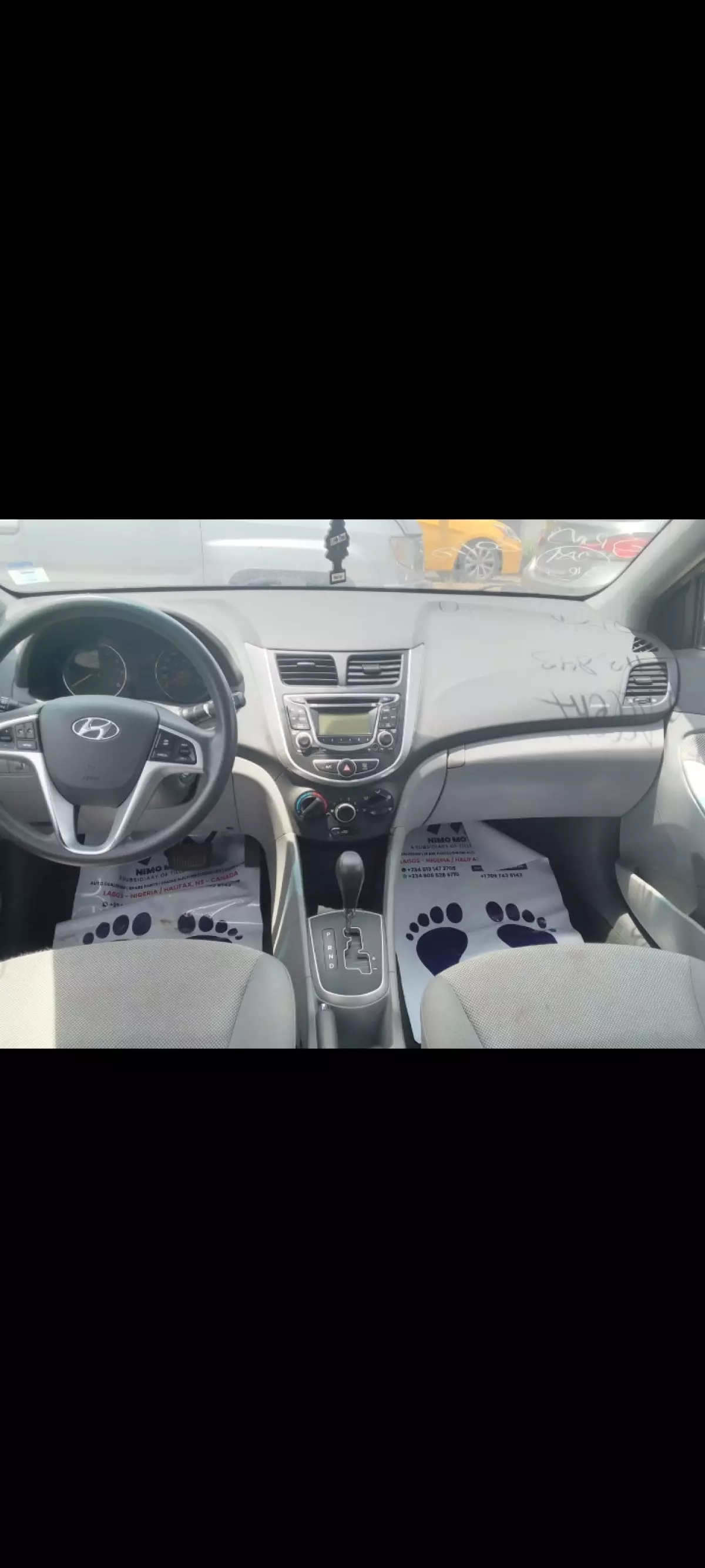 interiorFront