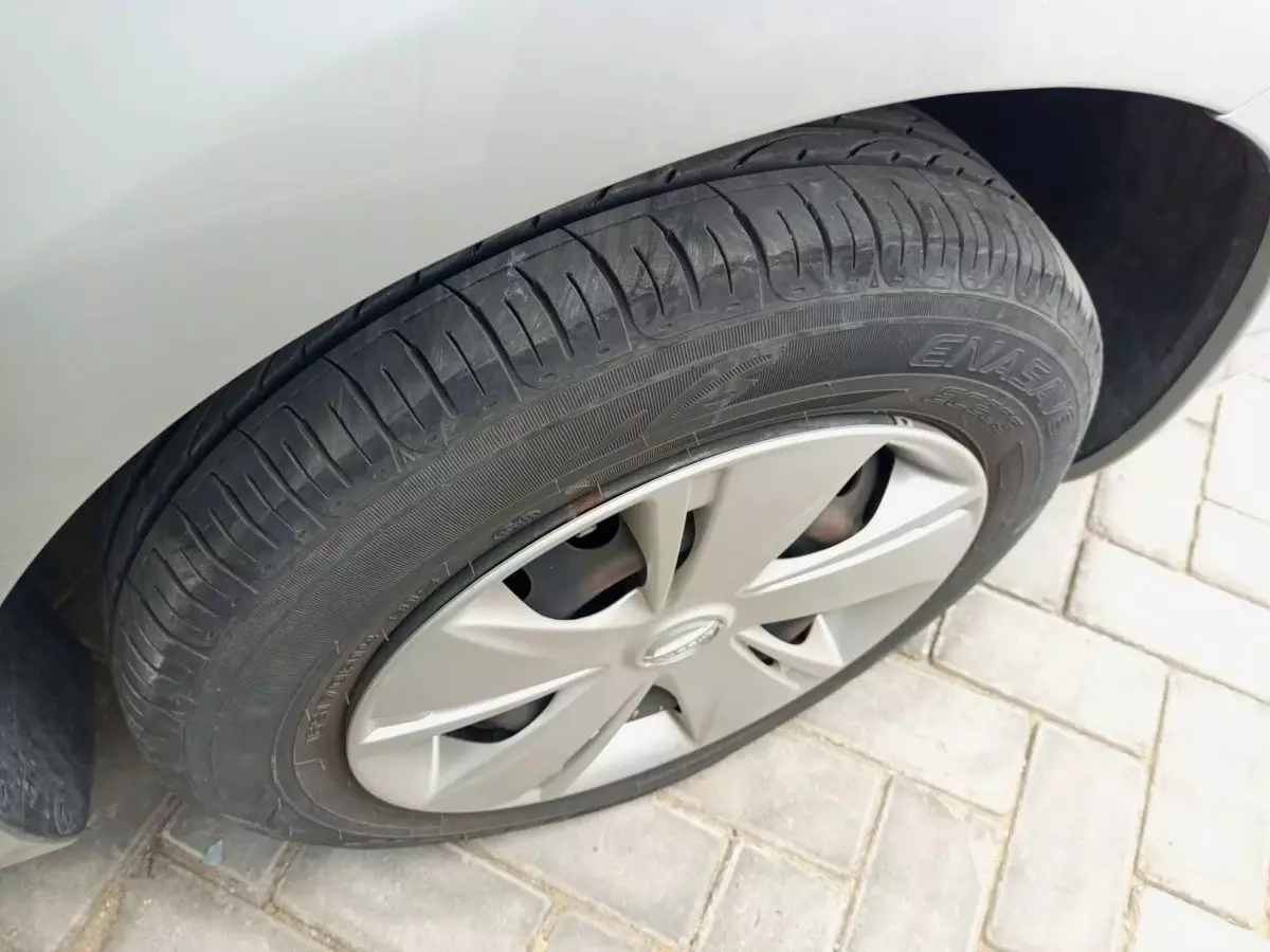 tyre2