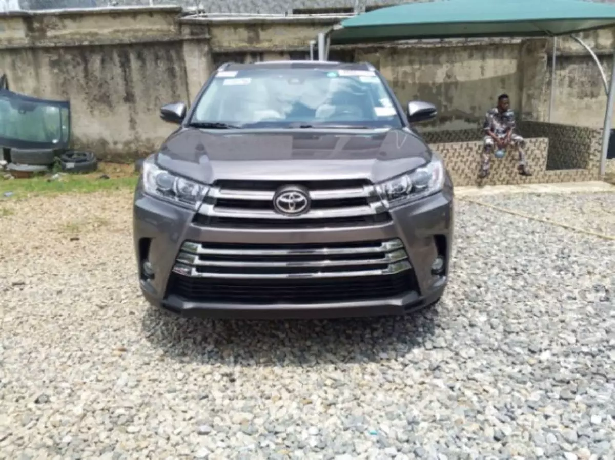 Toyota Highlander - 2017