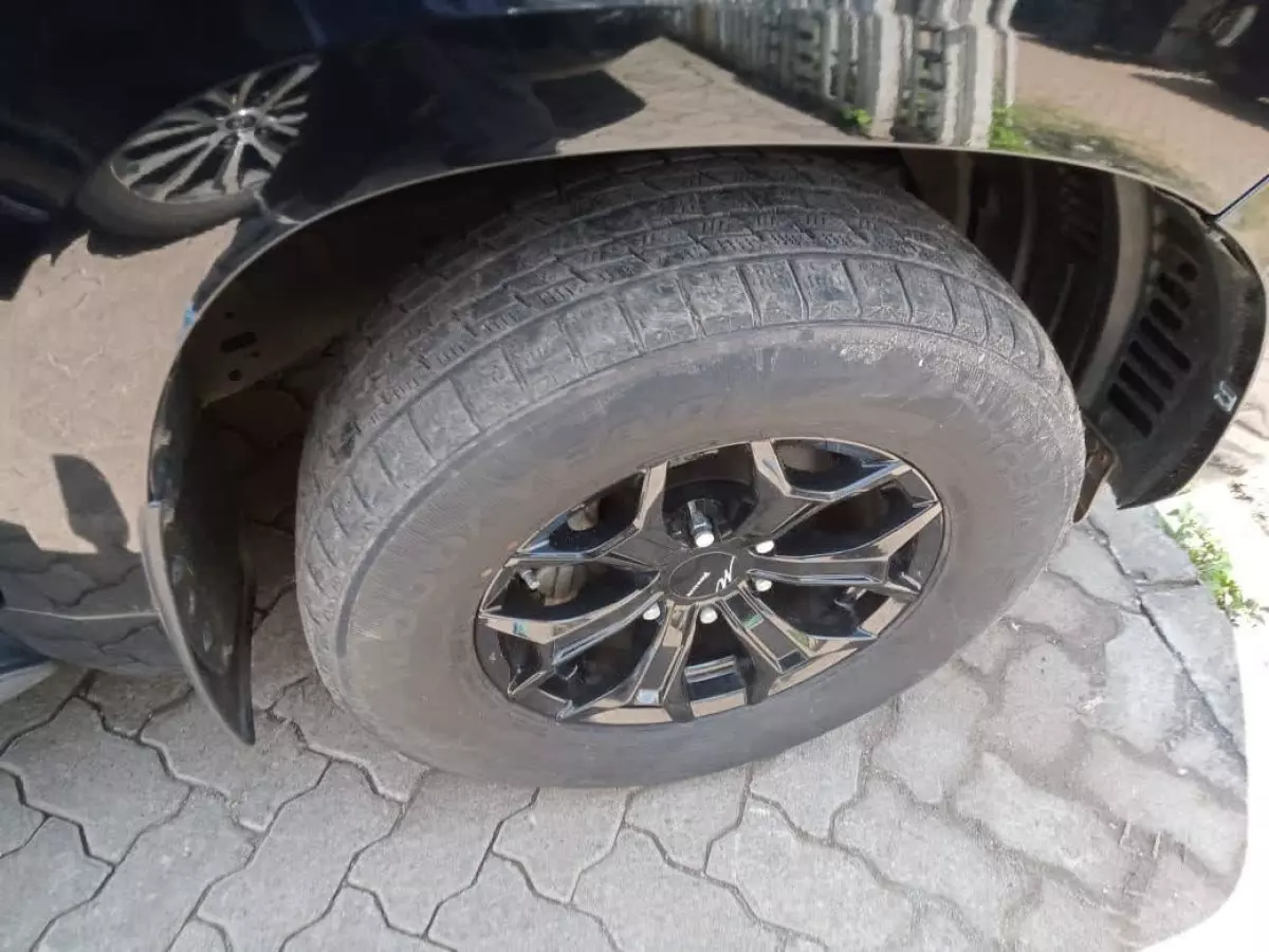 tyre1