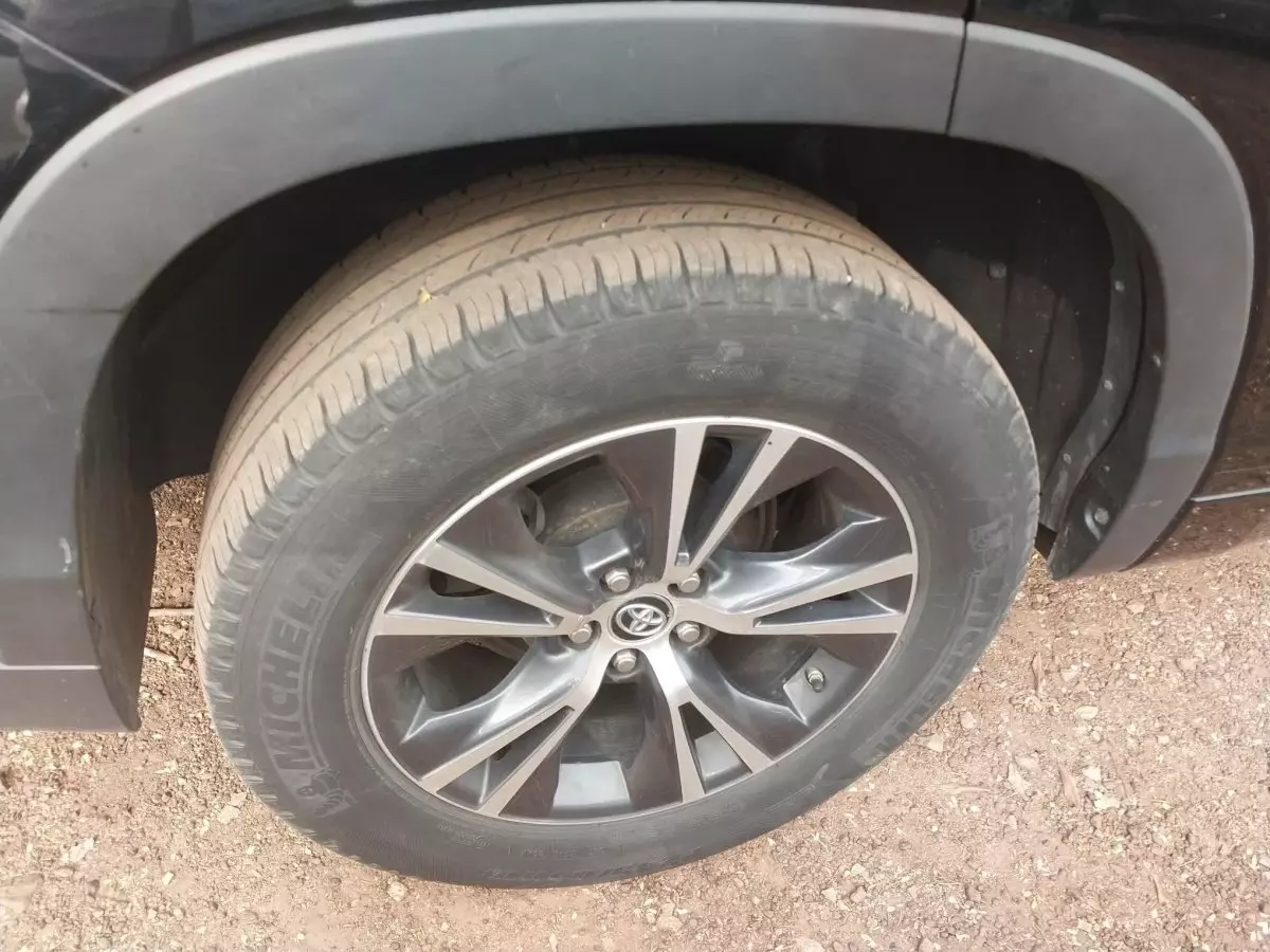 tyre1