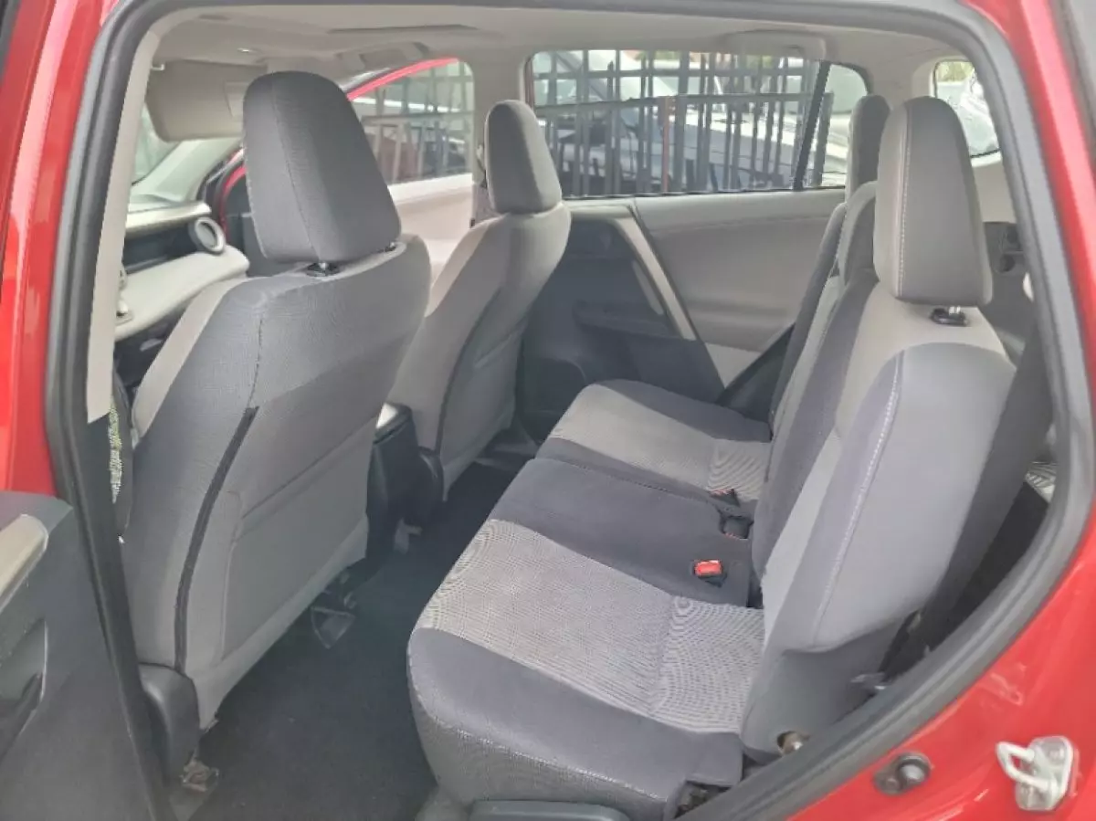 interiorBack