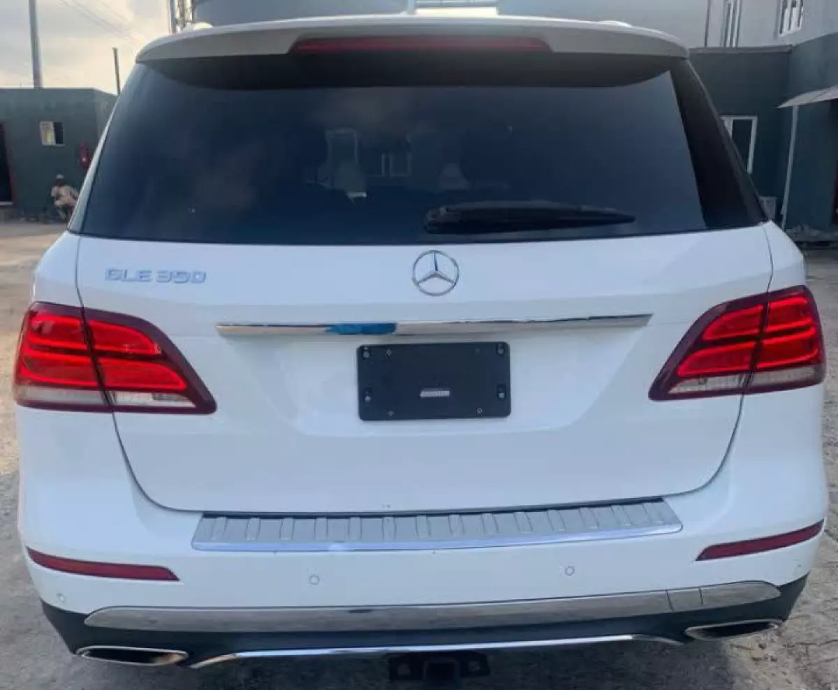 car Back