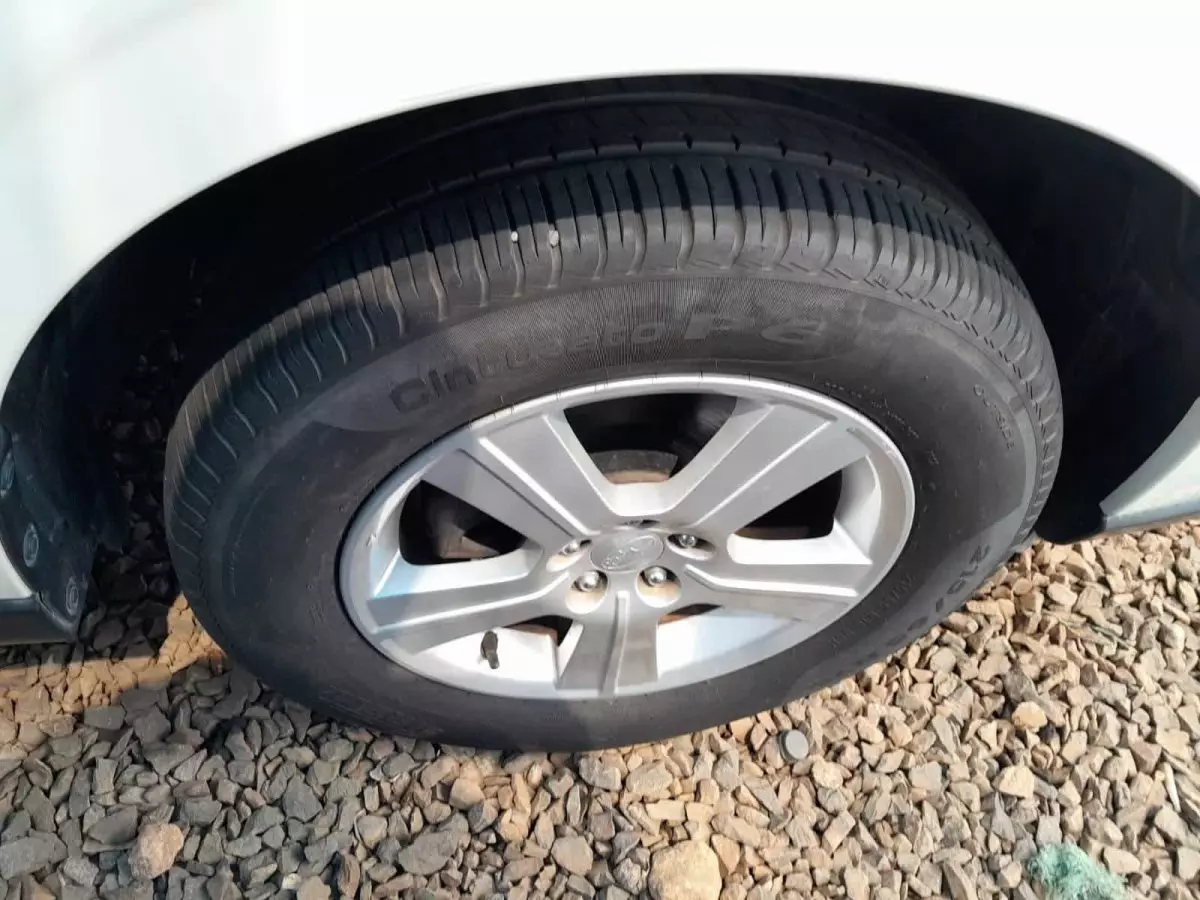 tyre2