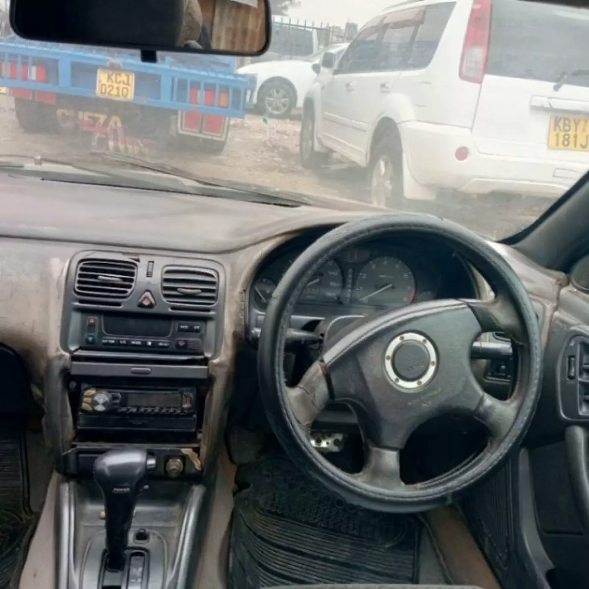 interiorFront