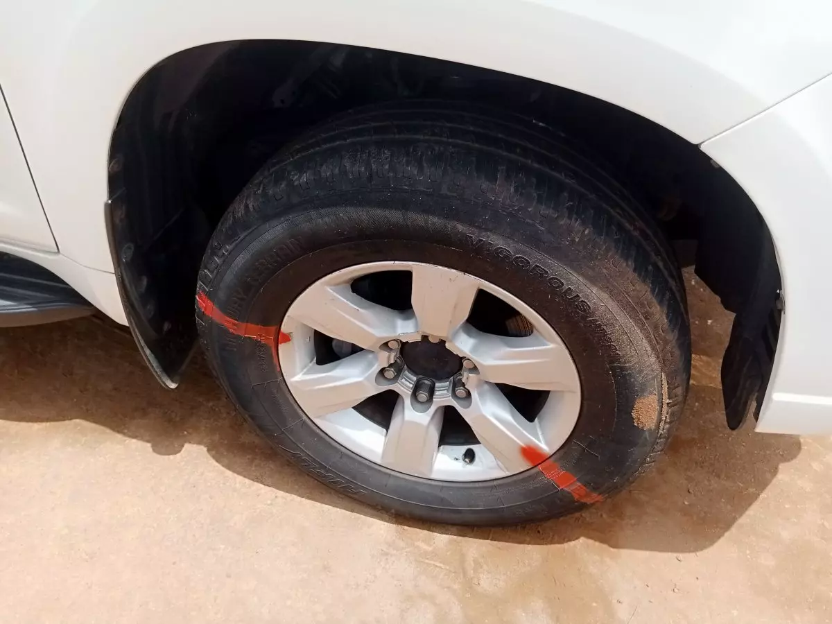 tyre0