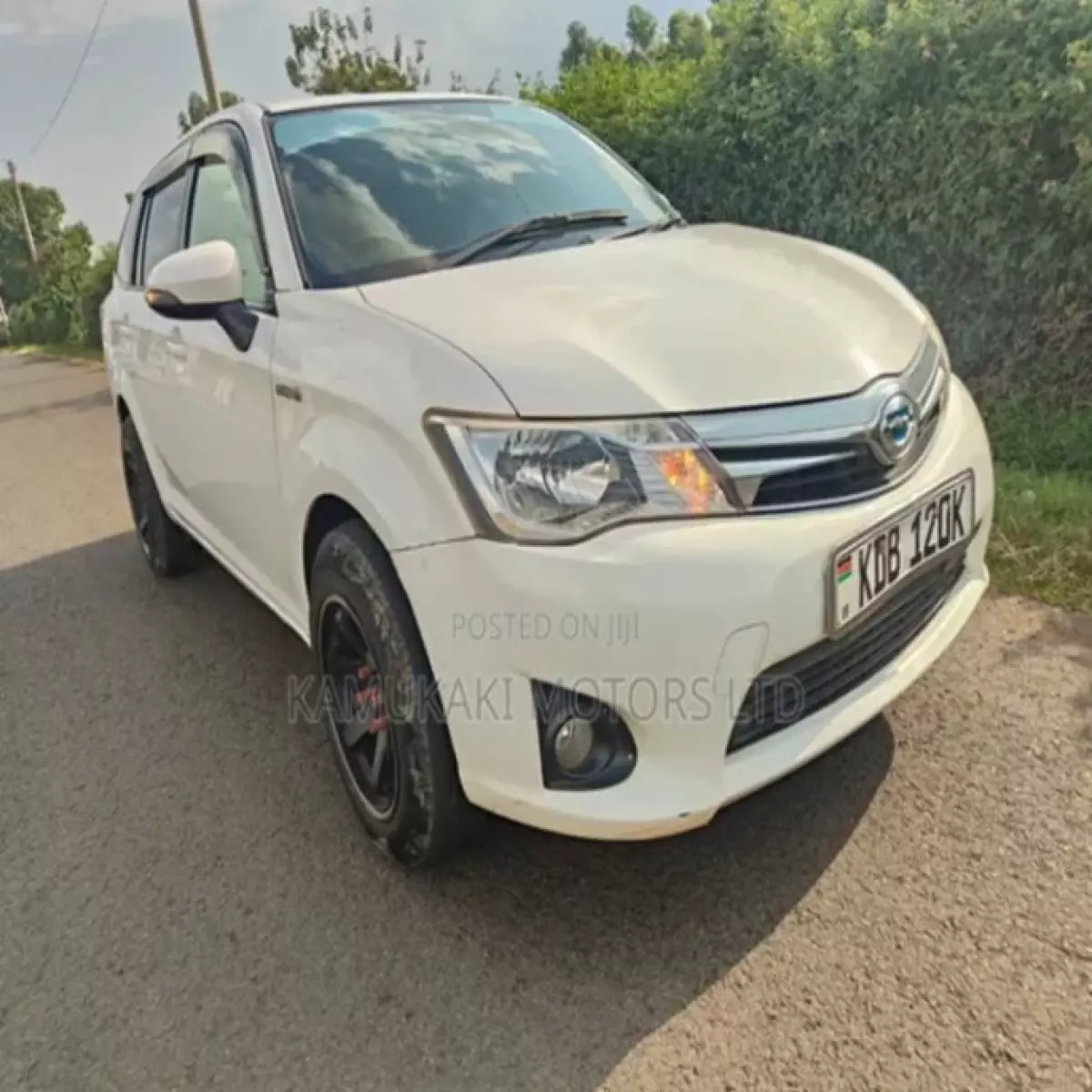 Toyota Corolla - 2013
