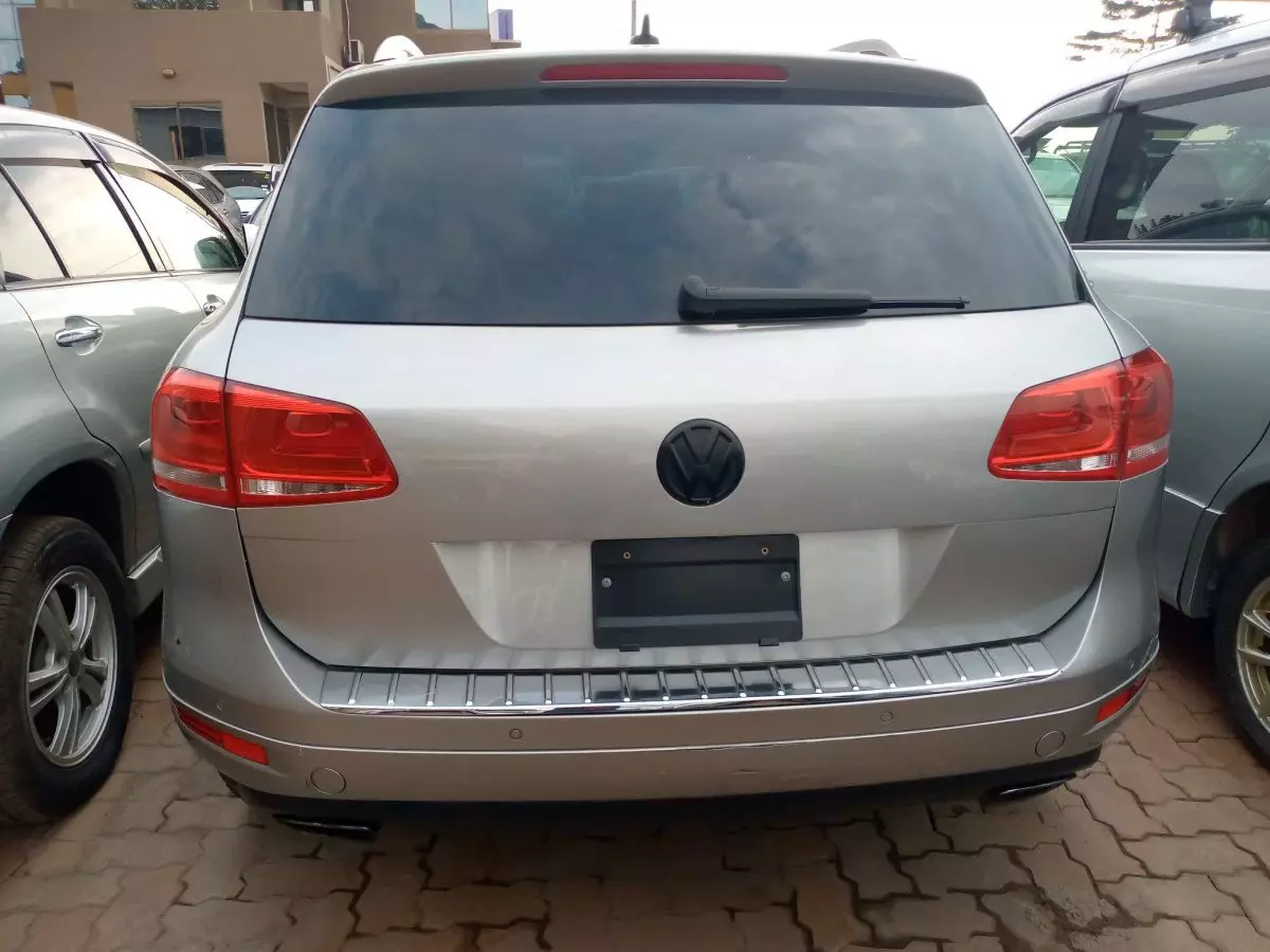 car Back